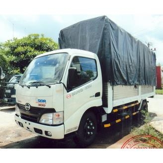 Hino XZU650L Hino 1,9 tấn - xe tải hino 1t9 - hino 1.9 tấn thùng mui bạt