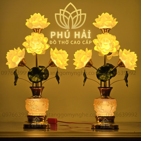 Đôi Đèn Thờ Hoa Sen 5 Bông Lưu Ly Chân Thấp Cao 56 Cm HCM