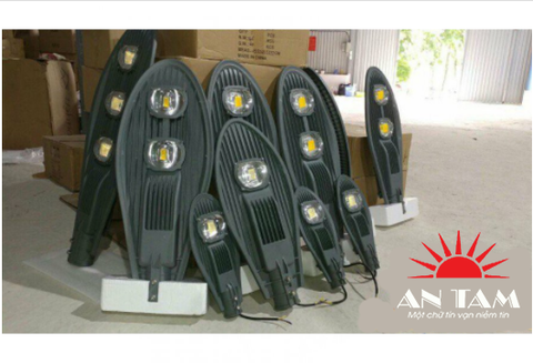 Đèn LED đường phố hình chiếc lá