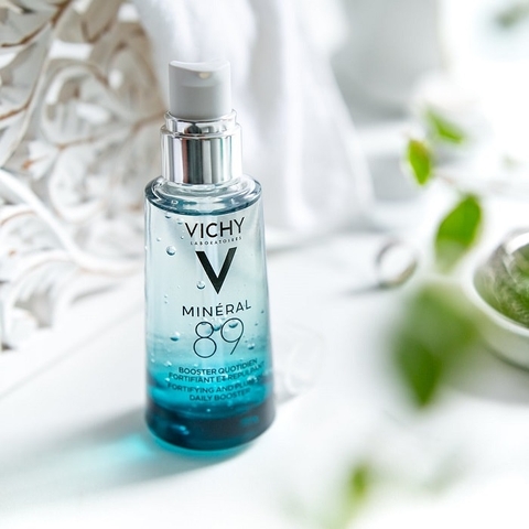 REVIEW  VICHY MINÉRAL 89 SKIN FORTIFYING DAILY BOOSTER