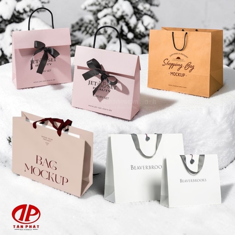 In túi giấy local brand đẹp, đồng bộ nhận diện, dễ ghi dấu ấn