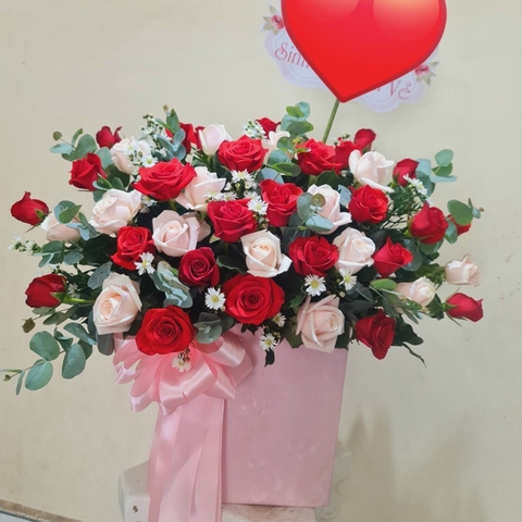 Giỏ hoa tươi đẹp LOVE-G75