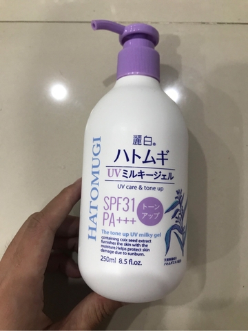 Sữa Dưỡng Thể Hatomugi Chống Nắng Nâng Tông SPF31 PA+++