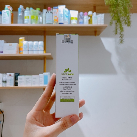 Kem Dưỡng Ẩm BABE Stop AKN Mattifying Moisturiser Kiềm Dầu Trị Mụn