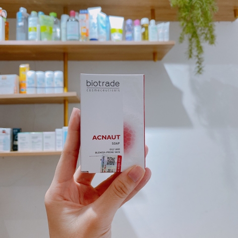 Xà phòng tắm toàn thân giảm mụn Biotrade Acnaut Soap