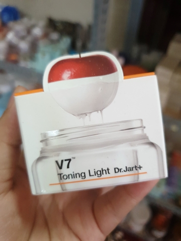 Kem Dưỡng Trắng Da Dr. Jart+ V7 Toning Light
