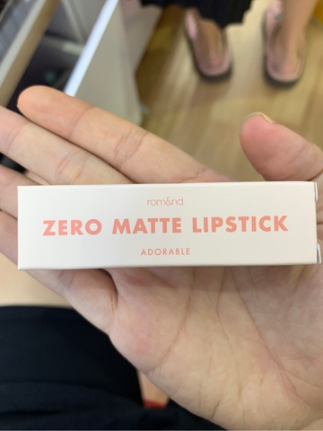Son Thỏi Romand New Zero Matte Lipstick