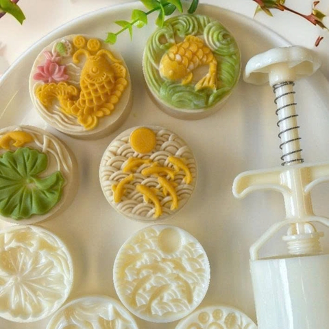 Khuôn trung thu 75g 4 mặt sen cá 2026