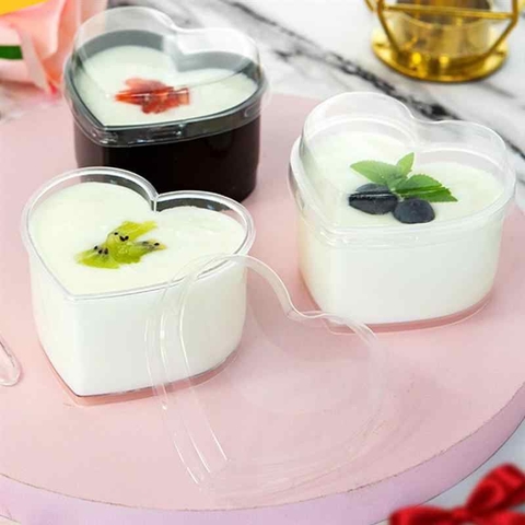 Hộp mica trái tim đựng bánh mousse, tiramisu, panna cotta, rau câu, kem