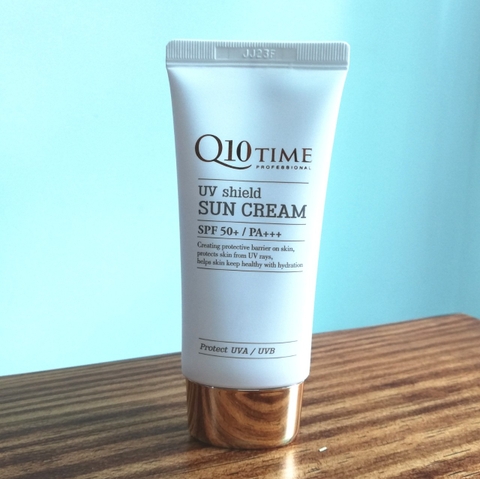 Kem chống nắng dưỡng sáng mịn da Q10 Time UV Shield Sun Cream 50ml