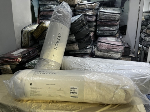 Ruột gối ôm mới Soft Bolster của Everon