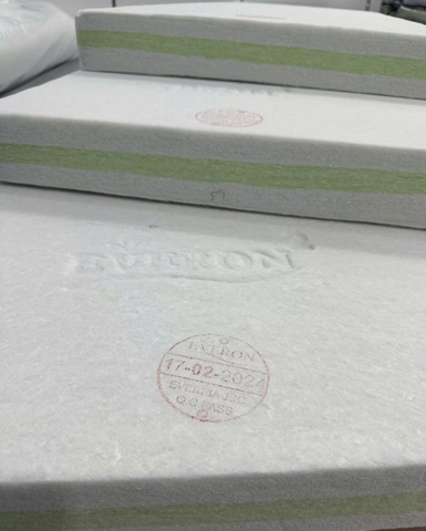 3 tấm ruột đệm bông ép Everon khi tháo vỏ ra