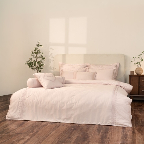 ESTMC 27003 - BRODERIE