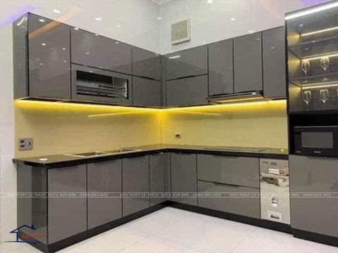 TỦ BẾP KHUNG INOX- CÁNH KÍNH K12