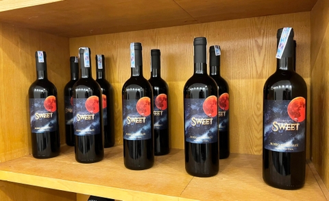 5 chai rượu vang đỏ ngon, giá rẻ nên sắm dịp Tết này