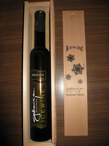 Tìm hiểu về rượu vang đá “độc nhất vô nhị”