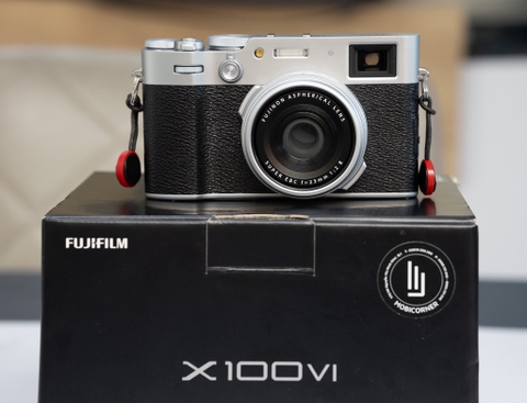 Máy ảnh Fuji X100VI