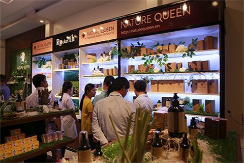 Nhãn hàng Nature Queen khai trương Showroom choáng ngợp tại Hải Dương
