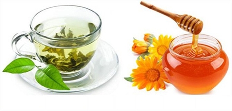 Cải thiện sức khỏe răng miệng nhờ chè xanh và mật ong