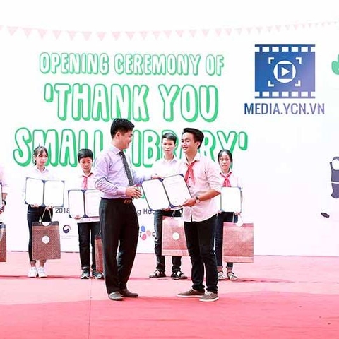 Chụp ảnh khai giảng 2018 trường Hưng Hòa - Phú Thọ