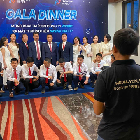 Chụp và in ảnh lấy ngay cho sự kiện ra mắt thương hiệu Naviva Group