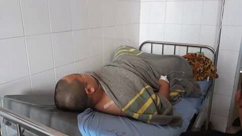 Lâm Đồng: Hỗn chiến trong đêm, một thanh niên bị đâm thấu phổi