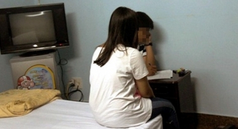 Bộ GD-ĐT vào cuộc vụ cô giáo chung phòng khách sạn với nam sinh lớp 10