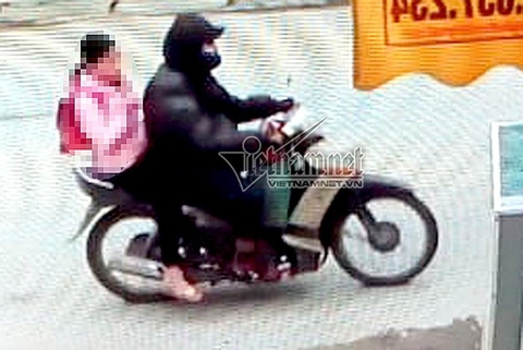 Bé gái bị xâm hại ở vườn chuối: Yêu cầu lạ từ gia đình ‘yêu râu xanh’
