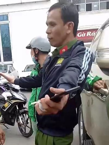Giả công an hình sự đi làm “nhiệm vụ”, người đàn ông bị trinh sát “hỏi thăm”