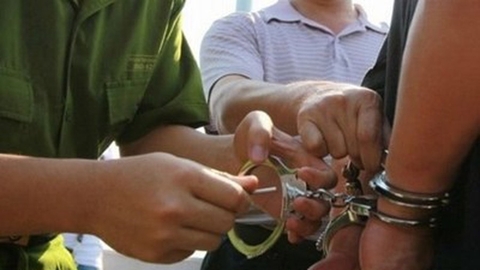 Đắk Lắk: Buồn chán chuyện gia đình, nam thanh niên chém người gây thương tích để được đi tù