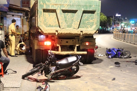 Khởi tố tài xế xe ben ‘điên’ tông nhiều xe máy khiến 1 người chết, 5 người bị thương