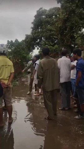 Đối tượng bịt mặt xông vào nhà lúc nửa đêm đâm hai vợ chồng tử vong