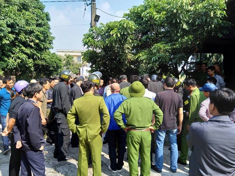 Công an giải cứu thành công cháu bé 3 tuổi bị kẻ nghi ngáo đá khống chế