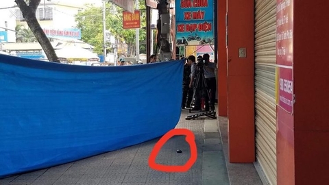 Hai thanh niên nhận là chủ nhân của quả lựu đạn giả