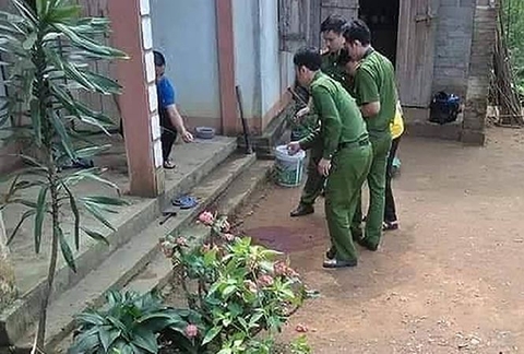 Nghi án bố dùng búa đánh chết con trai nát rượu