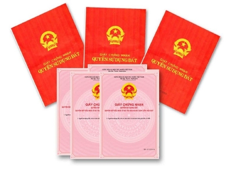 Sổ đỏ, sổ hồng chỉ đứng tên vợ hoặc chồng là tài sản chung hay tài sản riêng?