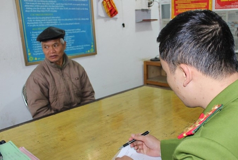 Thầy giáo về hưu dùng búa giết con trai: Nạn nhân đã tự chặt ngón tay