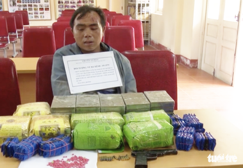 Tử hình thầy giáo ôm súng buôn 20 bánh heroin