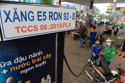 Đề xuất “khai tử” RON 95: Không thể vội làm khi người dùng còn ngại xăng E5
