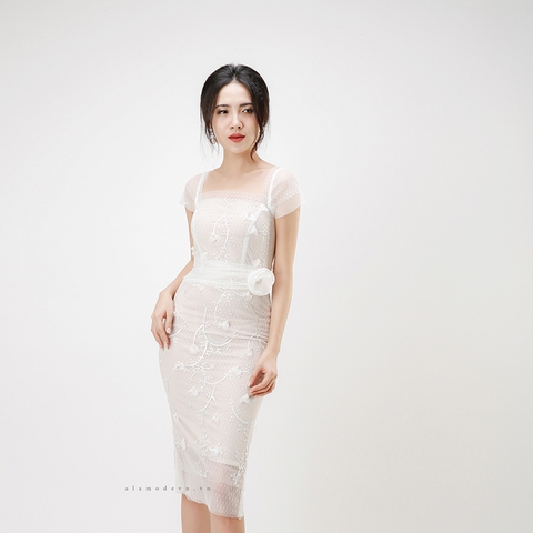 D0122 - Đầm Ren