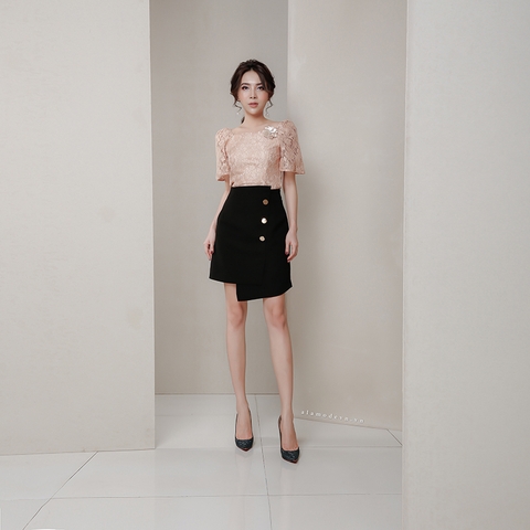 V0089 - Chân Váy Đen Đắp Chéo 3 Nút
