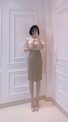 Áo sơ mi cổ cột nơ tay phồng ngắn - A0499