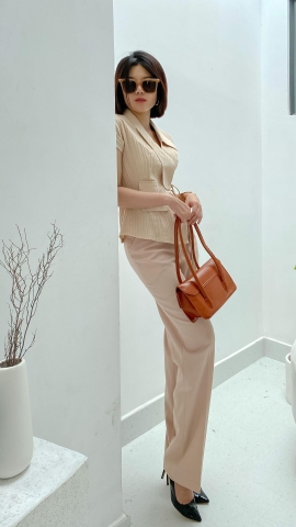 Áo sơ mi cổ vest cách điệu - A0623
