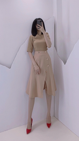 Áo Crop tay ngắn cài trâm - A0512