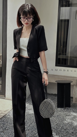 Áo Vest crop không lá cổ lai bầu cách tân màu Đen - A0634