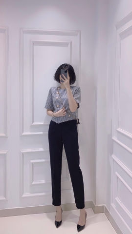 Áo kiểu cổ tròn tay ngắn Tweed - A0547
