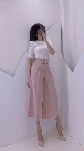Áo Crop tay ngắn cài trâm - A0513