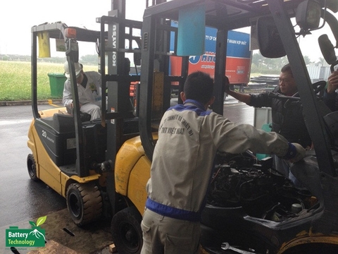 SỬA CHỮA XE NÂNG DẦU