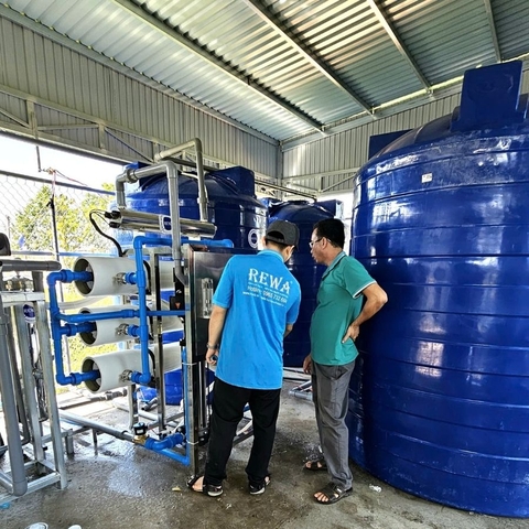 Hệ thống lọc nước công nghiệp khử mặn dành cho nhà xưởng, khu dân cư
