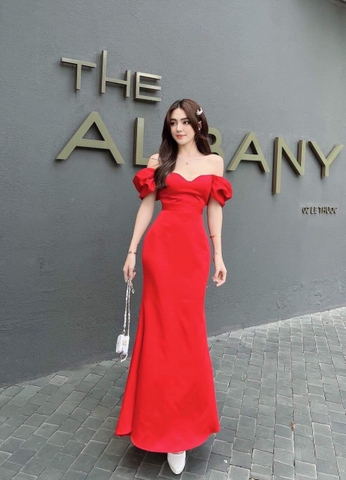 Đầm dạ hội hở vai ngang đuôi cá nhẹ phối lưới (Nude)